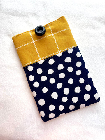 Yellow & Navy Dots Book Sleeve w/ Pocket