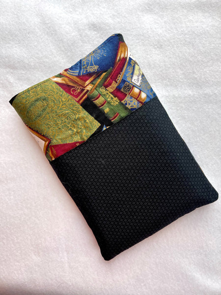 Classic Books Book Sleeve w/ pocket